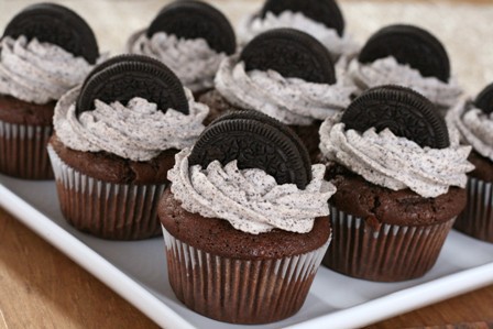Así deberian quedarte los Cupcakes de Oreo!